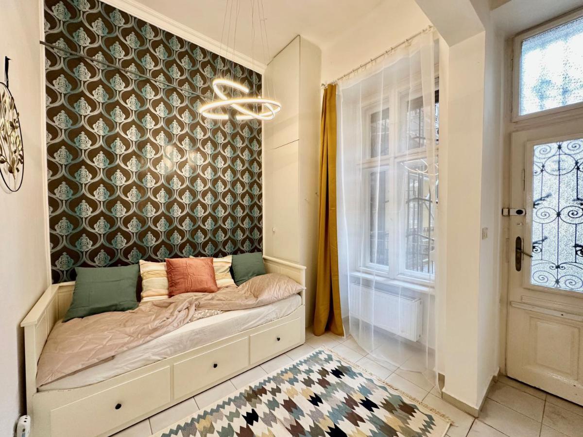 Weinerhouse Design Apartment Будапеща Екстериор снимка