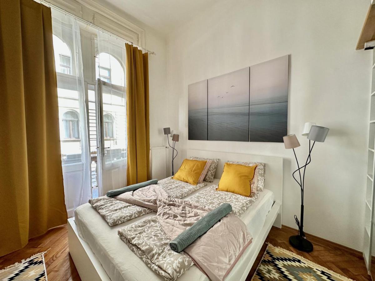 Weinerhouse Design Apartment Будапеща Екстериор снимка